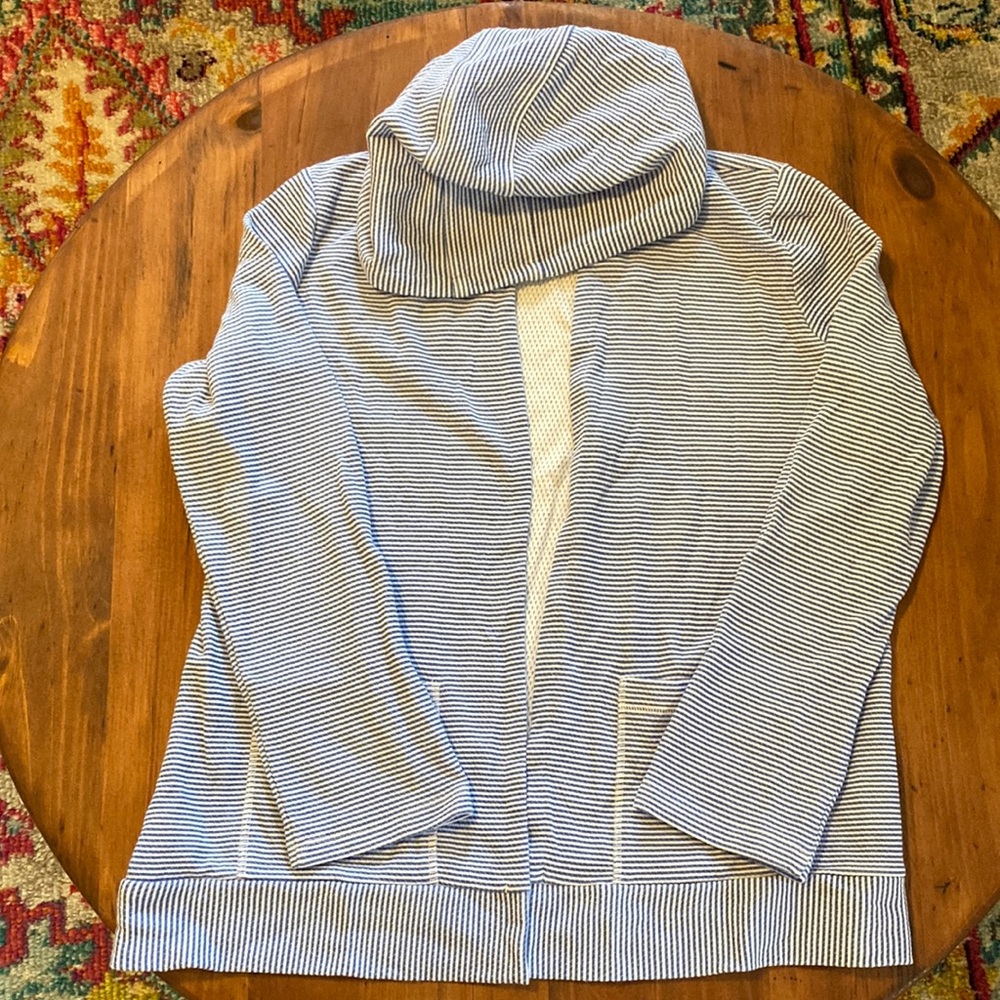 Talbots lightweight hoodie. Size Mp